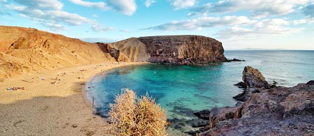 Location de voiture à Lanzarote dans les Canaries, Espagne.